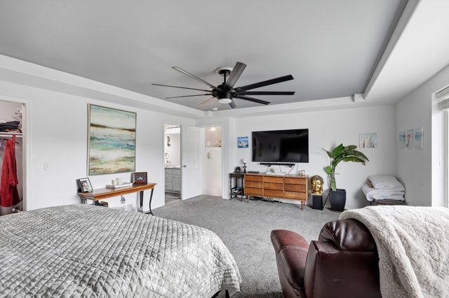 604 S McMillan Rd, Greenacres, WA 99016