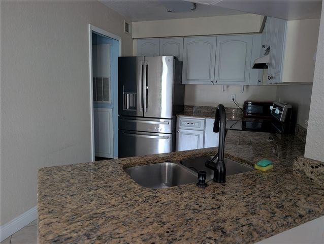 2550 N ALAFAYA TRAIL 12105, Orlando, FL 32826