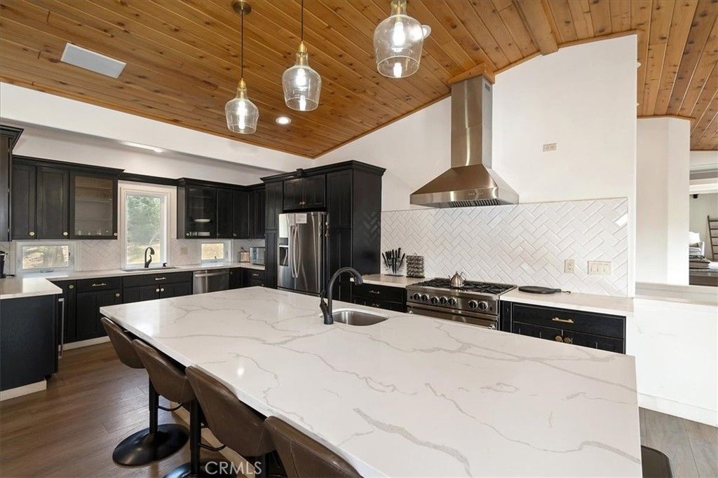 Image 17 of property listing at 1051 Mound, Big Bear City, CA 92314