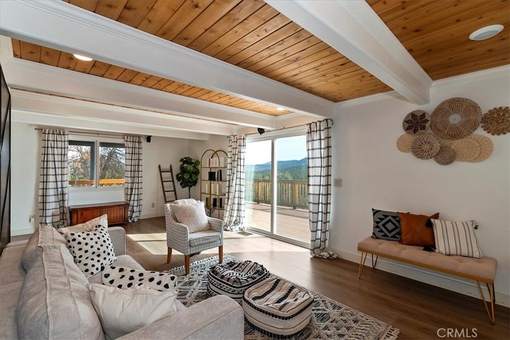 Image 18 of property listing at 1051 Mound, Big Bear City, CA 92314