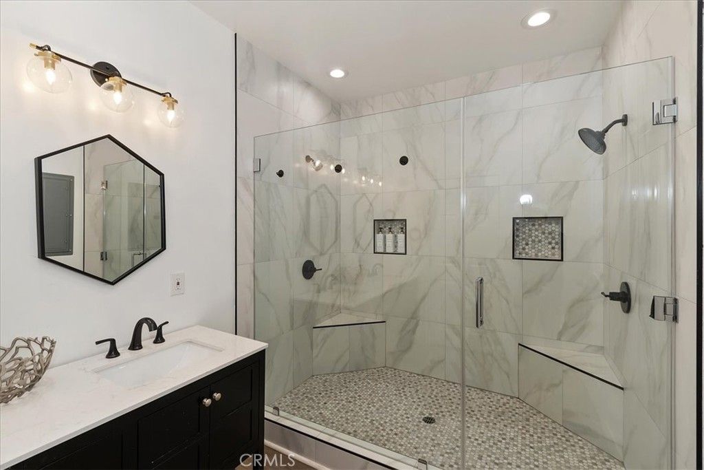 Image 22 of property listing at 1051 Mound, Big Bear City, CA 92314