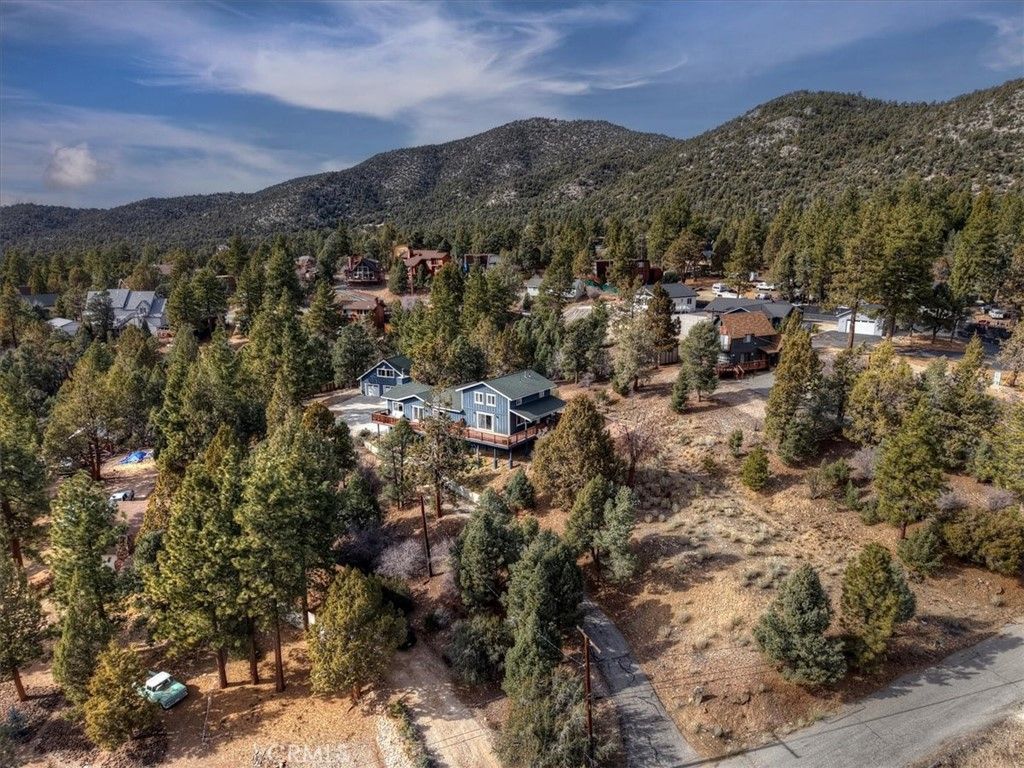 Image 61 of property listing at 1051 Mound, Big Bear City, CA 92314