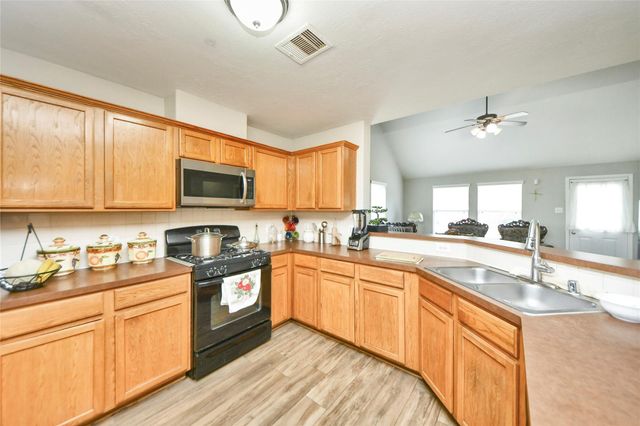 14503 Brackenhurst Lane, Houston, TX 77049