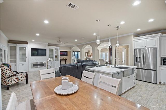 111 Aquarius Street, Mission, TX 78572
