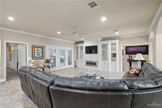111 Aquarius Street, Mission, TX 78572