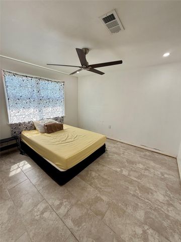 6616 County Road 225, East Bernard, TX 77435