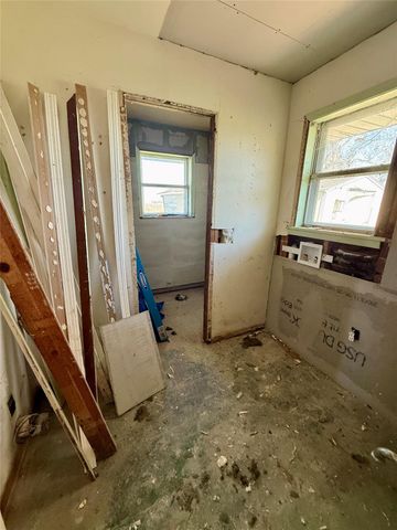 6616 County Road 225, East Bernard, TX 77435