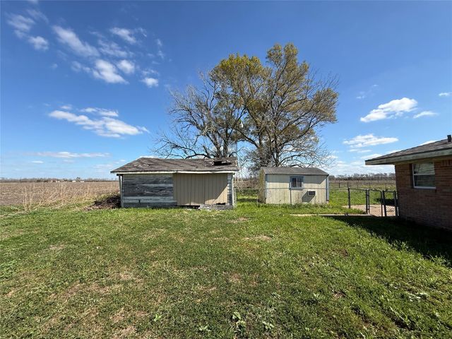 6616 County Road 225, East Bernard, TX 77435