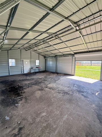 6616 County Road 225, East Bernard, TX 77435