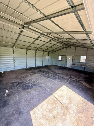 6616 County Road 225, East Bernard, TX 77435