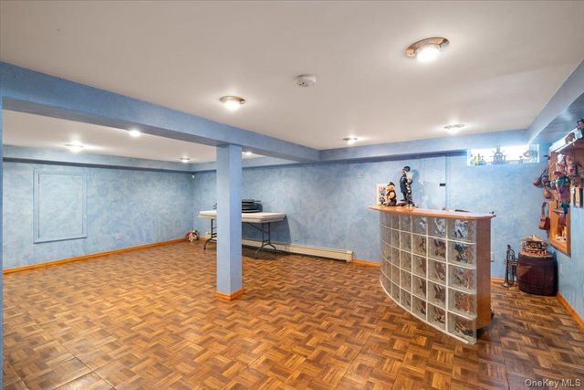 51 Louis Drive, Farmingdale, NY 11735