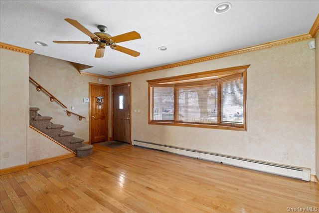 51 Louis Drive, Farmingdale, NY 11735