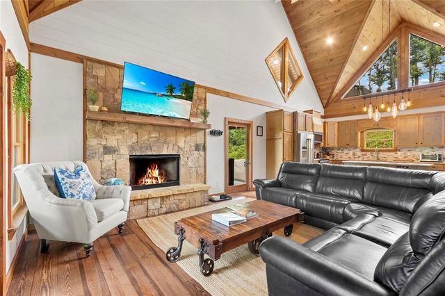 175 Mountain Brooks Road, Blue Ridge, GA 30513
