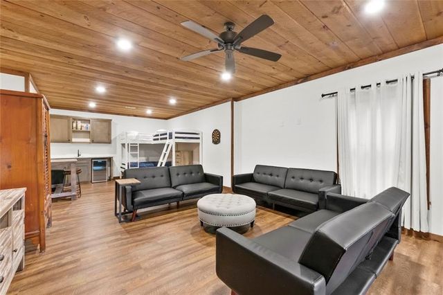175 Mountain Brooks Road, Blue Ridge, GA 30513