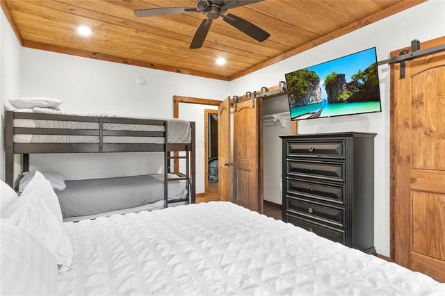 175 Mountain Brooks Road, Blue Ridge, GA 30513