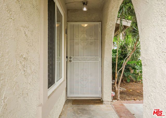 1313 Via Santiago A, Corona, CA 92882