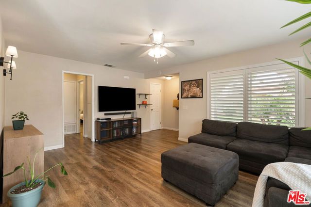 1313 Via Santiago A, Corona, CA 92882