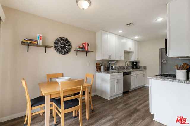 1313 Via Santiago A, Corona, CA 92882