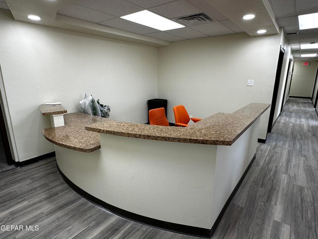 9900 MONTANA Avenue, El Paso, TX 79925