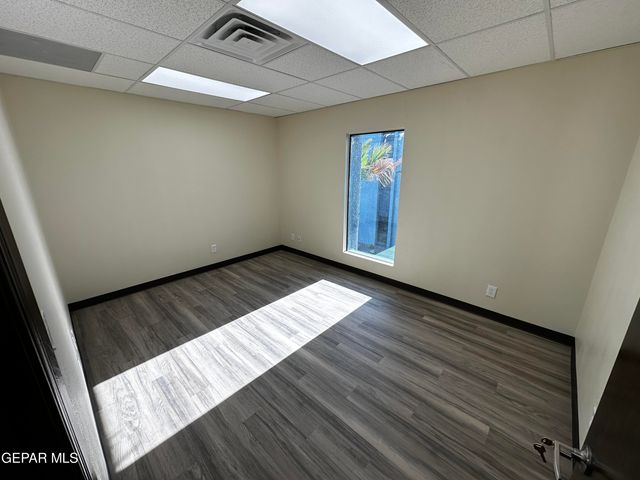 9900 MONTANA Avenue, El Paso, TX 79925