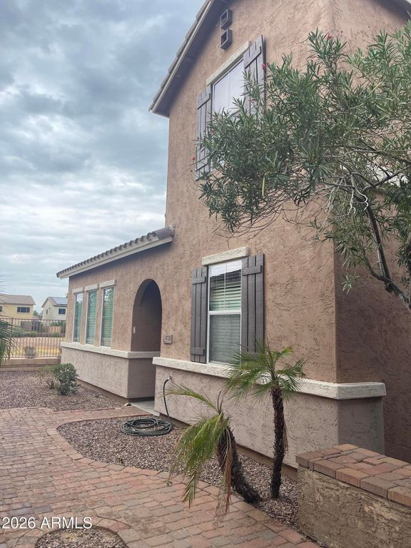 4728 W Carson Road, Laveen, AZ 85339