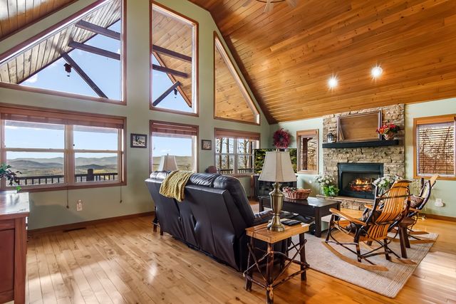 62 Trophy Buck Point, Murphy, NC 28906