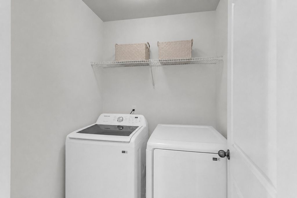 Image 27 of property listing at 223 Longford Drive, Summerville, SC 29483