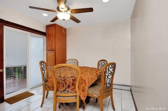 216 Swalm Street A, Westbury, NY 11590