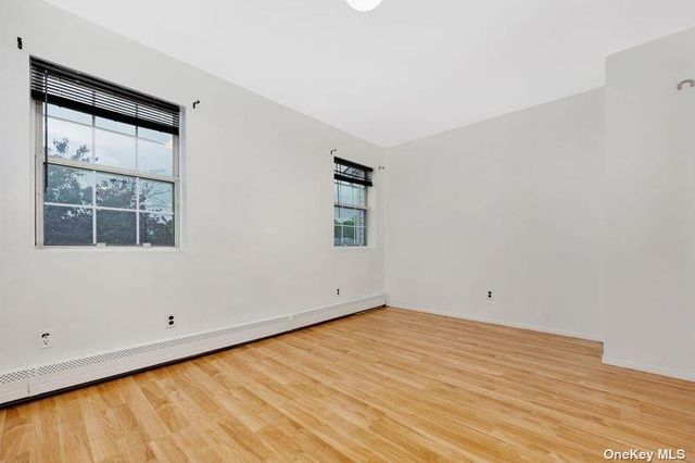 216 Swalm Street A, Westbury, NY 11590