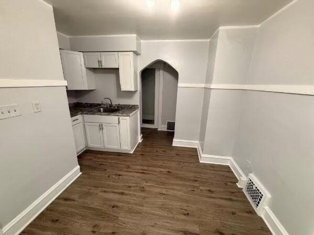 4651 N 48th STREET, Milwaukee, WI 53218