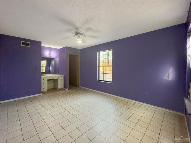 2211 W Hackberry Avenue, Mcallen, TX 78501