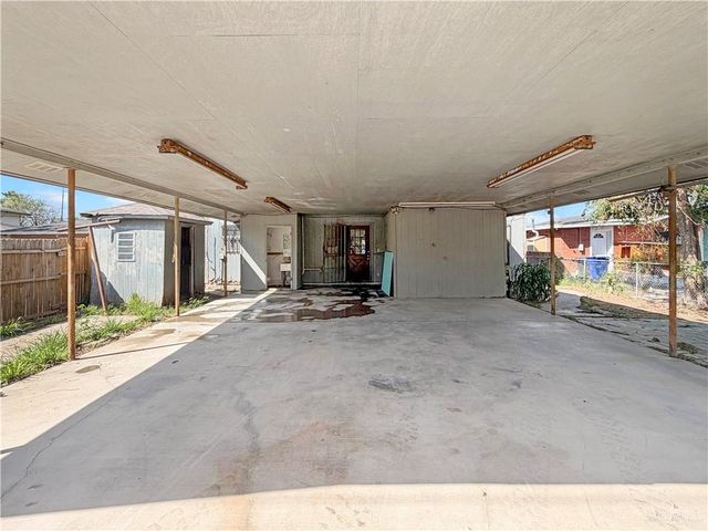 2211 W Hackberry Avenue, Mcallen, TX 78501