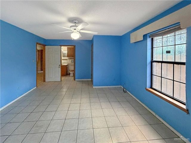 2211 W Hackberry Avenue, Mcallen, TX 78501