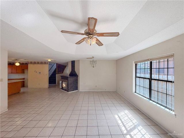 2211 W Hackberry Avenue, Mcallen, TX 78501
