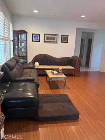 11695 Loucks, Tustin, CA 92782