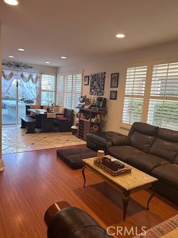 11695 Loucks, Tustin, CA 92782