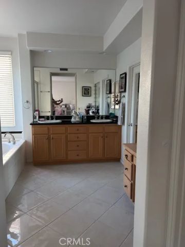 11695 Loucks, Tustin, CA 92782