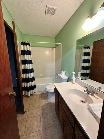 2700 94th Avenue N, Brooklyn Park, MN 55444