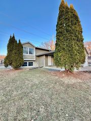 2700 94th Avenue N, Brooklyn Park, MN 55444