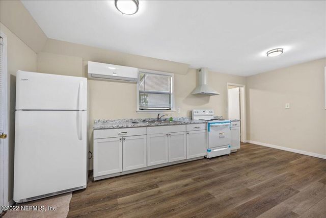 1683 MORNINGSIDE Drive, Middleburg, FL 32068