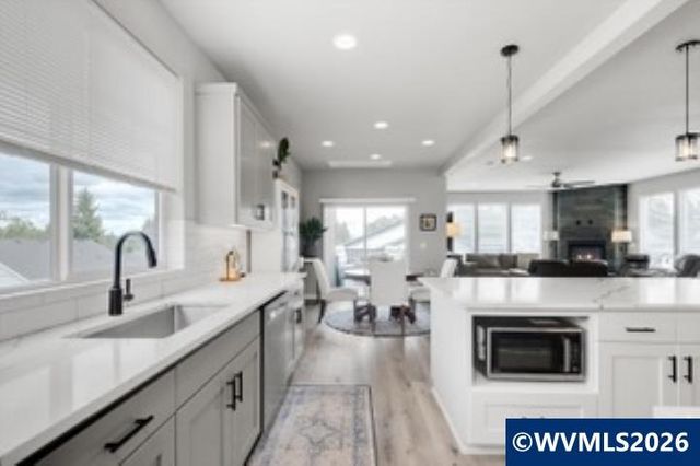 3288 Felton St S, Salem, OR 97302