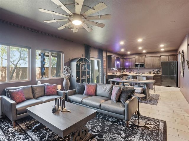 7900 Eastern Elk Street, Las Vegas, NV 89149