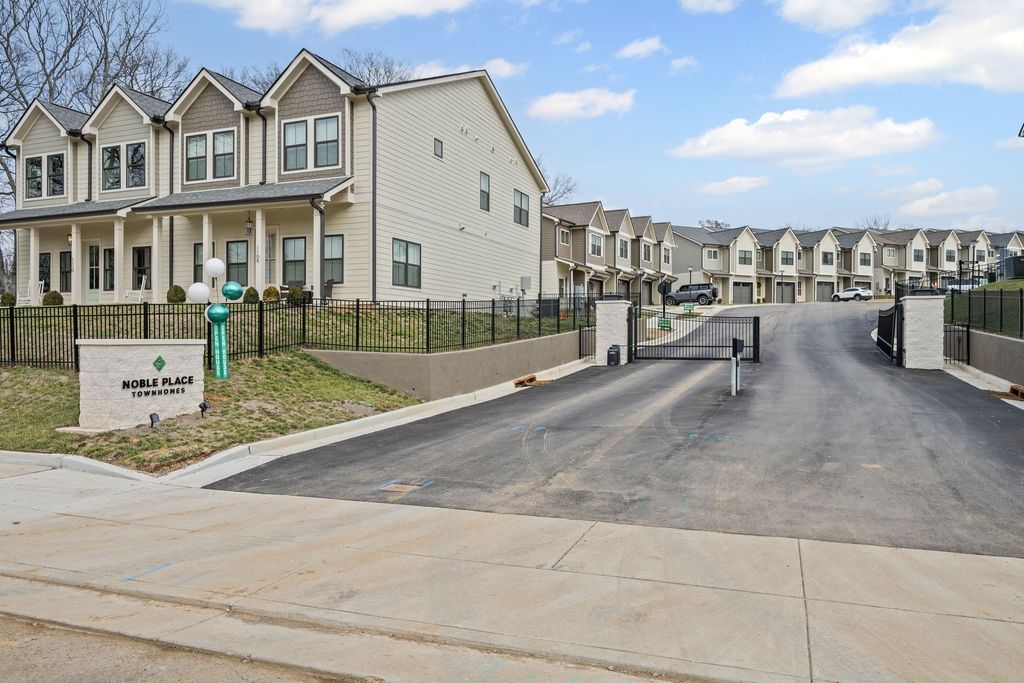 1031 Noble Loop, Nashville, TN 37211