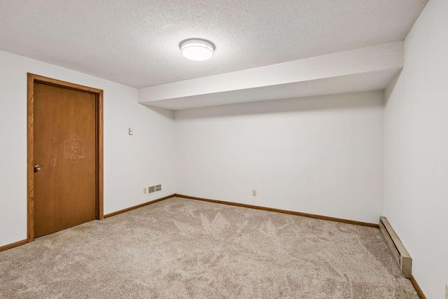 6001 W 98th Street, Bloomington, MN 55438