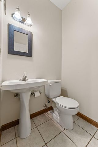 84 N 500 W, Valparaiso, IN 46385