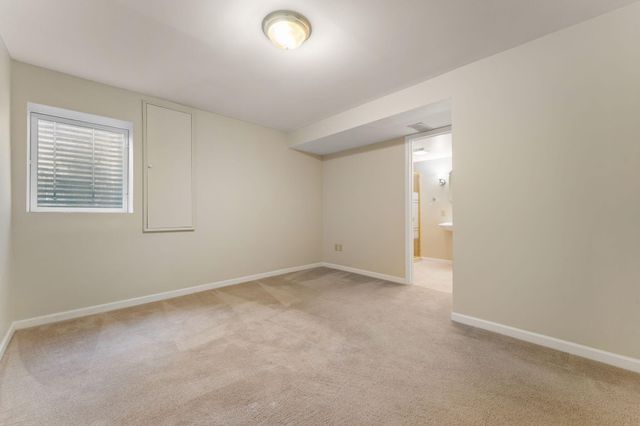 84 N 500 W, Valparaiso, IN 46385