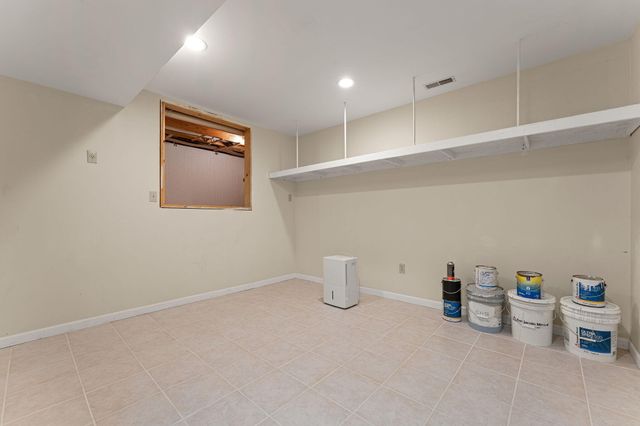 84 N 500 W, Valparaiso, IN 46385