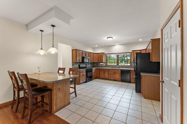 84 N 500 W, Valparaiso, IN 46385