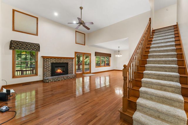 84 N 500 W, Valparaiso, IN 46385