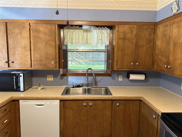 722 Granger Street, Jennings, LA 70546